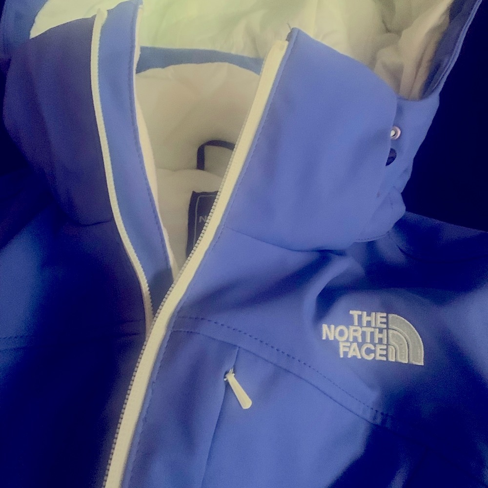 The North Face Women's Apex Elevation Jacket LIKE NEW Sz M - Picture 3 of 16